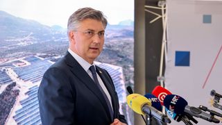 Obilazak radova na izgradnji sunčane elektrane Korlat