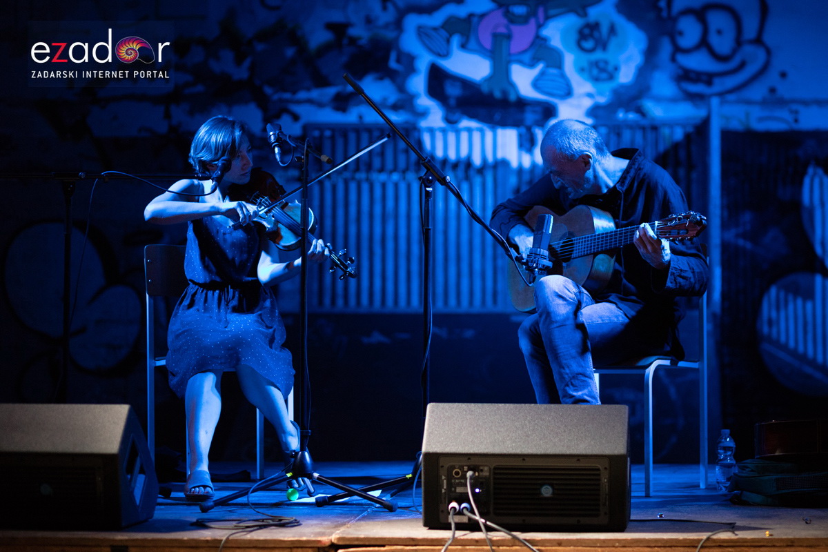 KvartArt 2018: Intimna večer u skate parku uz vrhunski koncert Miroslava Tadića i Yvette Holzwarth KvartArt 2018: Intimna večer u skate parku uz vrhunski koncert Miroslava Tadića i Yvette Holzwarth