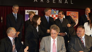 Potpis ugovora za Luku Zadar 7.rujna 2007, Arsenal Zadar Potpis ugovora za Luku Zadar 7.rujna 2007, Arsenal Zadar