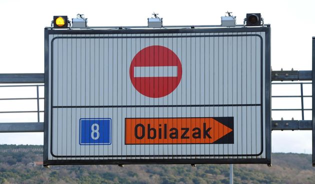 Bura, olujna bura, orkanska bura, zatvorena autocesta, zatvorena a1, Sveti Rok, Maslenica, Posedarje