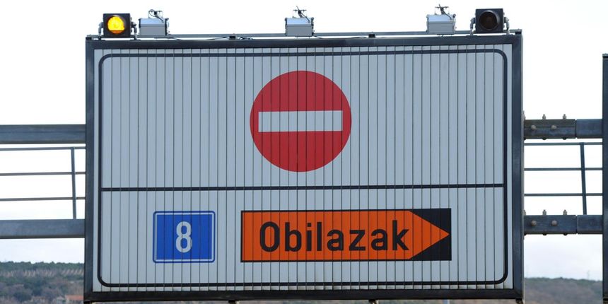 Bura, olujna bura, orkanska bura, zatvorena autocesta, zatvorena a1, Sveti Rok, Maslenica, Posedarje