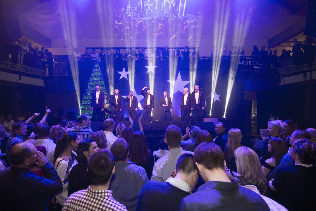 Božićni koncert Tomislava Bralića i klape Intrade u zadarskom klubu Arsenal 25. prosinca 2016.