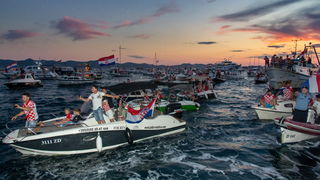 Veličanstven doček četvorice zadarskih Vatrenih od Gradskog mosta do Foruma