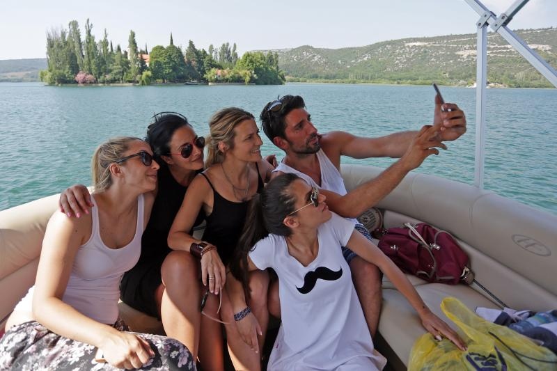 NP Krka: Poznati uživali na izletu u Nacionalnom parku Krka, Photo: Borna Filic/PIXSELL