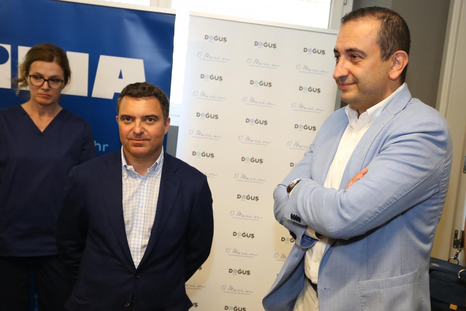 INA i Dogus grupa donirali 200 tisuća kuna Općoj bolnici INA i Dogus grupa donirali 200 tisuća kuna Općoj bolnici