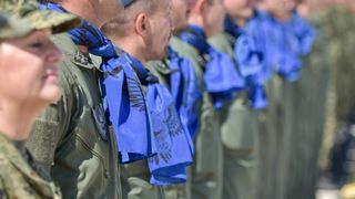 Svečanost povodom završetka obuke pilota na helikopterima OH-58D Kiowa Warrior Svečanost povodom završetka obuke pilota na helikopterima OH-58D Kiowa Warrior