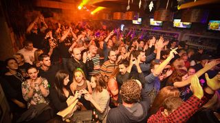 Jura Stublić & Film u Maraschino baru ; foto Iva Perinčić Jura Stublić & Film u Maraschino baru ; foto Iva Perinčić