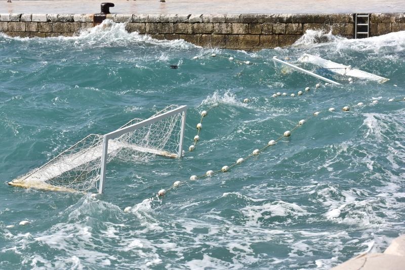 Guštanje u jugu na zadarskoj rivi 15. rujna 2015. Foto: Dino Stanin/PIXSELL