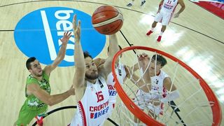 05.09.2015., Arena Zagreb, Zagreb – EuroBasket 2015., skupina C, 01. kolo, Hrvatska – Slovenija. Foto: PIXSELL 05.09.2015., Arena Zagreb, Zagreb – EuroBasket 2015., skupina C, 01. kolo, Hrvatska – Slovenija. Foto: PIXSELL