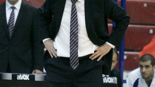 Zagreb, 050610. KC Drazen Petrovic. Trg Drazena Petrovica 3. 3. kosarkaska utakmica finala doigravanja izmedju Cibone i Zadra. Na slici: Danijel Jusup trener Zadra. Foto: Goran Mehkek / CROPIX Zagreb, 050610. KC Drazen Petrovic. Trg Drazena Petrovica 3. 3. kosarkaska utakmica finala doigravanja izmedju Cibone i Zadra. Na slici: Danijel Jusup trener Zadra. Foto: Goran Mehkek / CROPIX