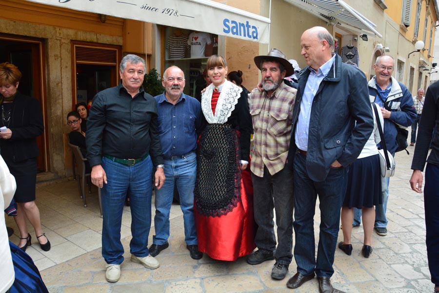 Predstavljanje svečane zadarske pučke nošnje, foto: Iva Perinčić Predstavljanje svečane zadarske pučke nošnje, foto: Iva Perinčić