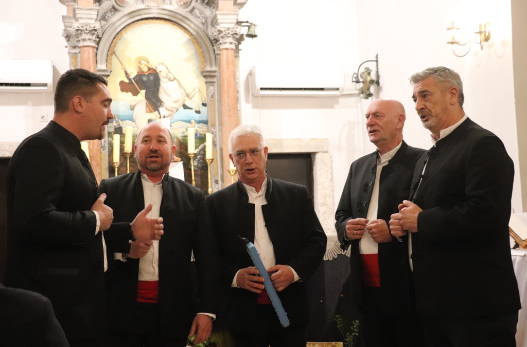 Susret klapa u crkvi sv. Jurja Susret klapa u crkvi sv. Jurja