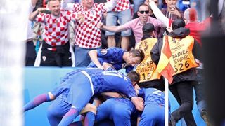 Stadion Park prinčeva u Parizu, UEFA EURO 2016., 1. kolo, skupina D, Turska – Hrvatska 0-1. Photo: Sanjin Strukic/PIXSELL Stadion Park prinčeva u Parizu, UEFA EURO 2016., 1. kolo, skupina D, Turska – Hrvatska 0-1. Photo: Sanjin Strukic/PIXSELL