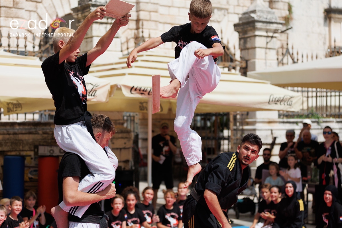 Spektakularna Taekwondo prezentacija na Narodnom trgu