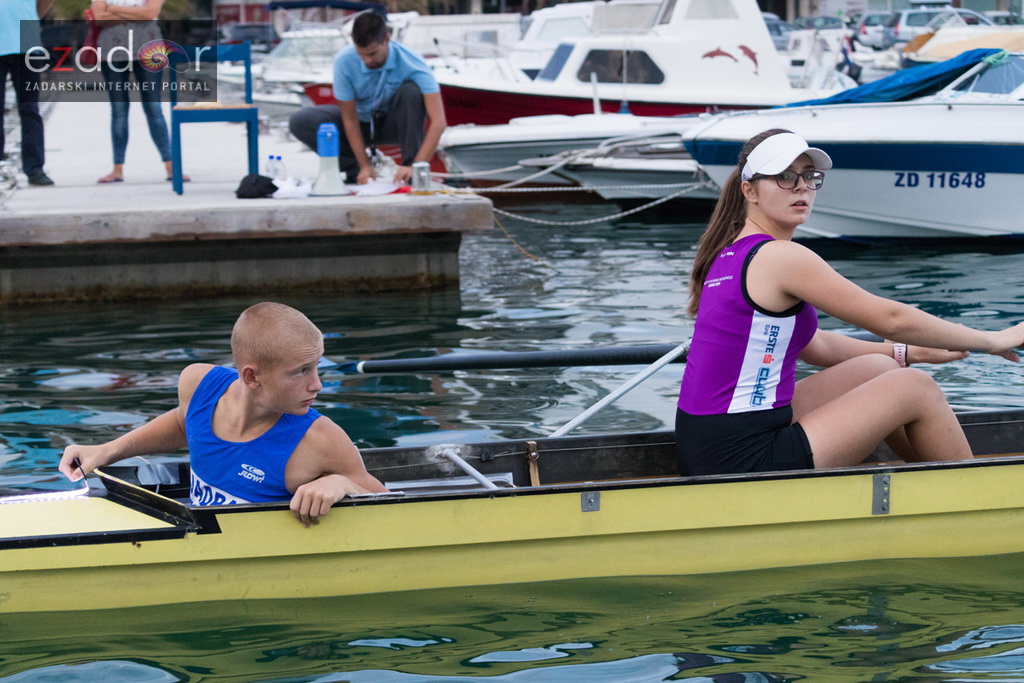 6. “Jadranov veslački dvoboj” osmeraca u uvali Jazine 6. “Jadranov veslački dvoboj” osmeraca u uvali Jazine