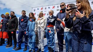 Ekološka manifestacija “Uz more, za more: zelena misija za održivu budućnost Hrvatske” održala se danas na plivarici Škoda koja je jutros u 11 sati isplovila iz zadarske luke Gaženica prema Ugljanu gdje će se provela akcija izvlačenja odbačenih ribarskih Ekološka manifestacija “Uz more, za more: zelena misija za održivu budućnost Hrvatske” održala se danas na plivarici Škoda koja je jutros u 11 sati isplovila iz zadarske luke Gaženica prema Ugljanu gdje će se provela akcija izvlačenja odbačenih ribarskih