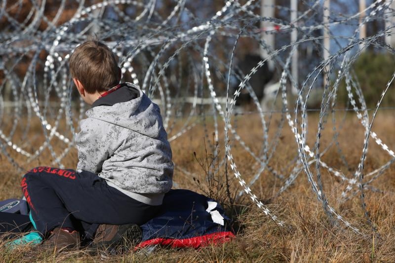 Na granicnom prijelazu Lucija-Brezovica odrzan je veliki prosvjed protiv slovenske zilet zice pod nazivom Protiv zice i za humanu Europu. Na granicnom prijelazu Lucija-Brezovica odrzan je veliki prosvjed protiv slovenske zilet zice pod nazivom Protiv zice i za humanu Europu.