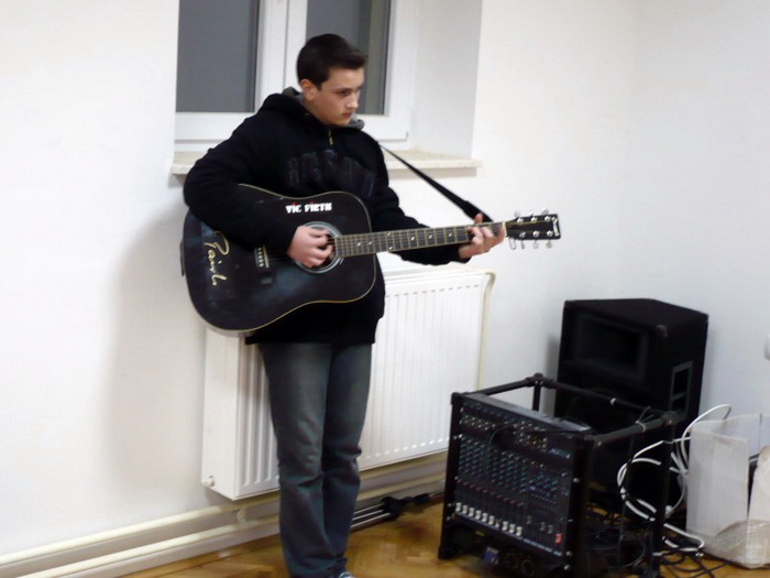 Vecer duhovne i domoljubne poezije u Bulicu, Foto: Marko Mane Ledenko Vecer duhovne i domoljubne poezije u Bulicu, Foto: Marko Mane Ledenko