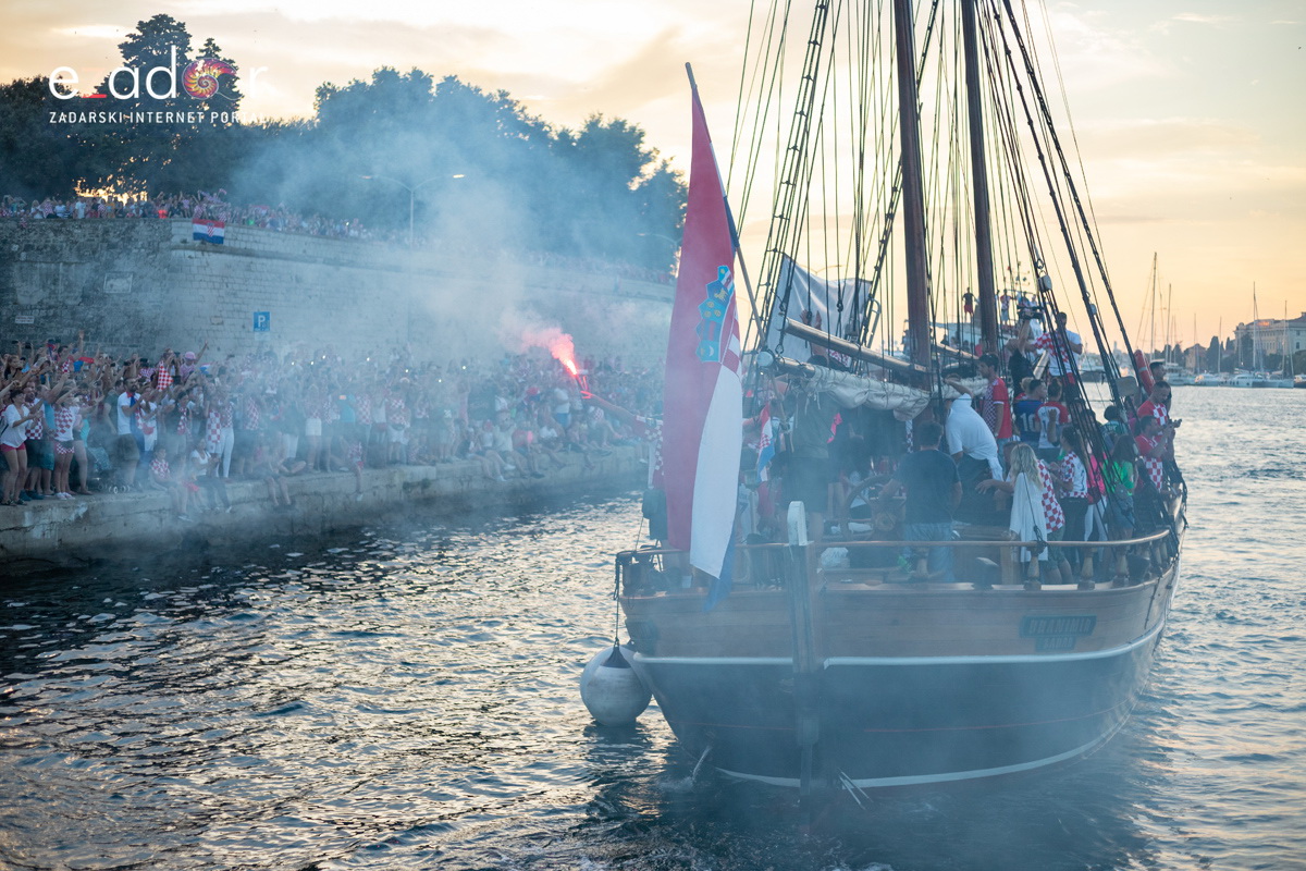 Veličanstven doček četvorice zadarskih Vatrenih Veličanstven doček četvorice zadarskih Vatrenih