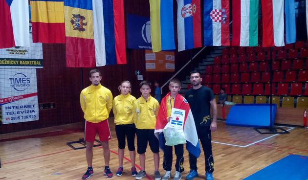 Hrvači HK Zadar na turniru u slovačkoj Prievidzi