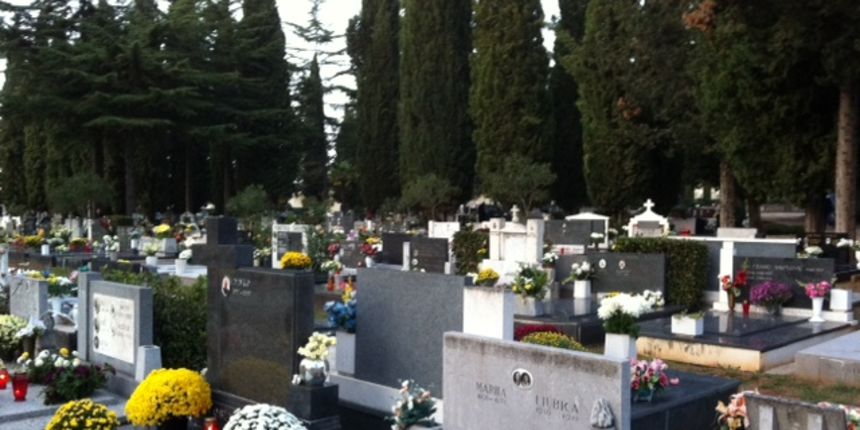 Gradsko groblje uoči blagdana Svih svetih i Dušnog dana