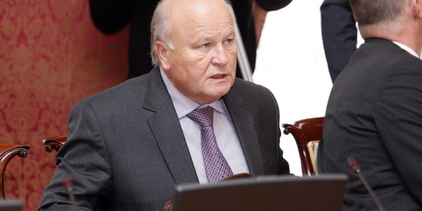 Zagreb, 121212.
Vlada.
Sjednica Vlade Republike Hrvatske.
Na fotografiji: Slavko Linic.
Foto: Davor Pongracic / CROPIX Zagreb, 121212.
Vlada.
Sjednica Vlade Republike Hrvatske.
Na fotografiji: Slavko Linic.
Foto: Davor Pongracic / CROPIX