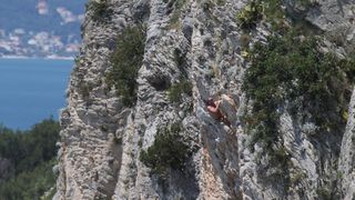 Norveški pisac i strastveni penjač Jo Nesbo uspeo se na hridi Marjana