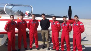 Goran Višnjić posjetio pilote u zrakoplovnoj bazi Zemunik