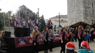 OLYMPUS DIGITAL CAMERA OLYMPUS DIGITAL CAMERA