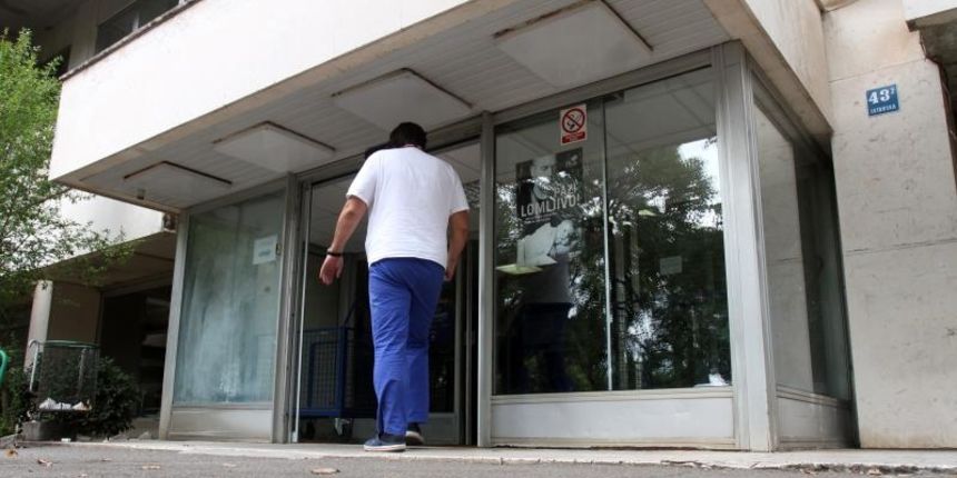Ulaz u zgradu Djecje bolnice Kantrida. Photo: Goran Kovacic/PIXSELL Ulaz u zgradu Djecje bolnice Kantrida. Photo: Goran Kovacic/PIXSELL