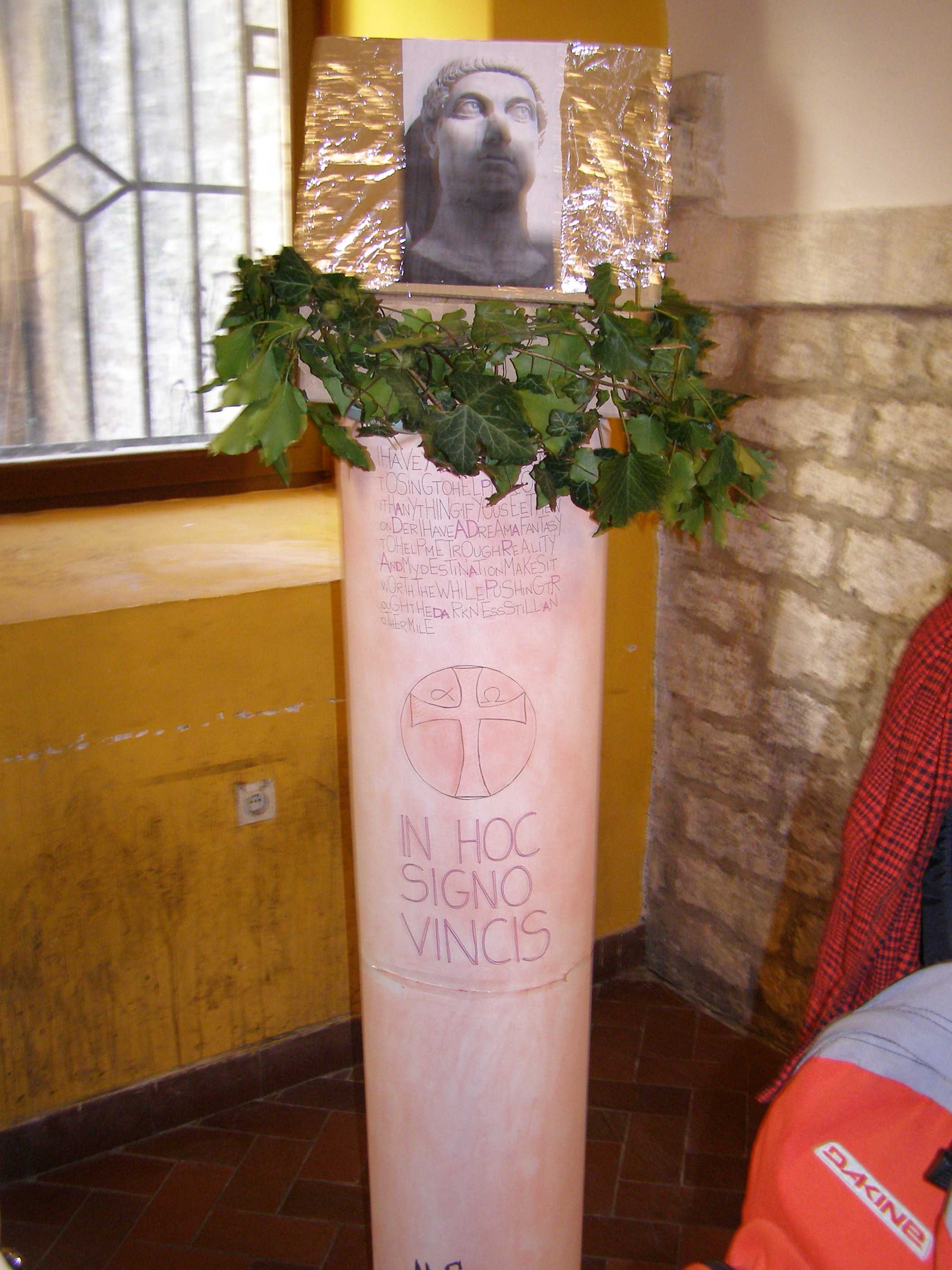 Izložba dadaizam u Studentskom klubu Izložba dadaizam u Studentskom klubu