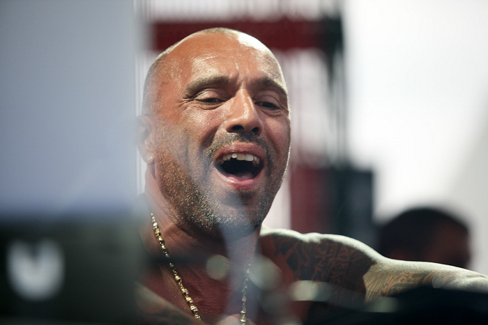 David Morales u Papayi na Zrcu