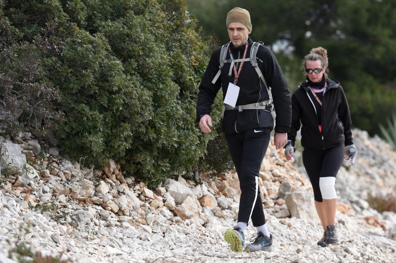 Preko 1200 natjecatelja iz 10 europskih država utrkivalo se po oštrom otočkom kamenjaru