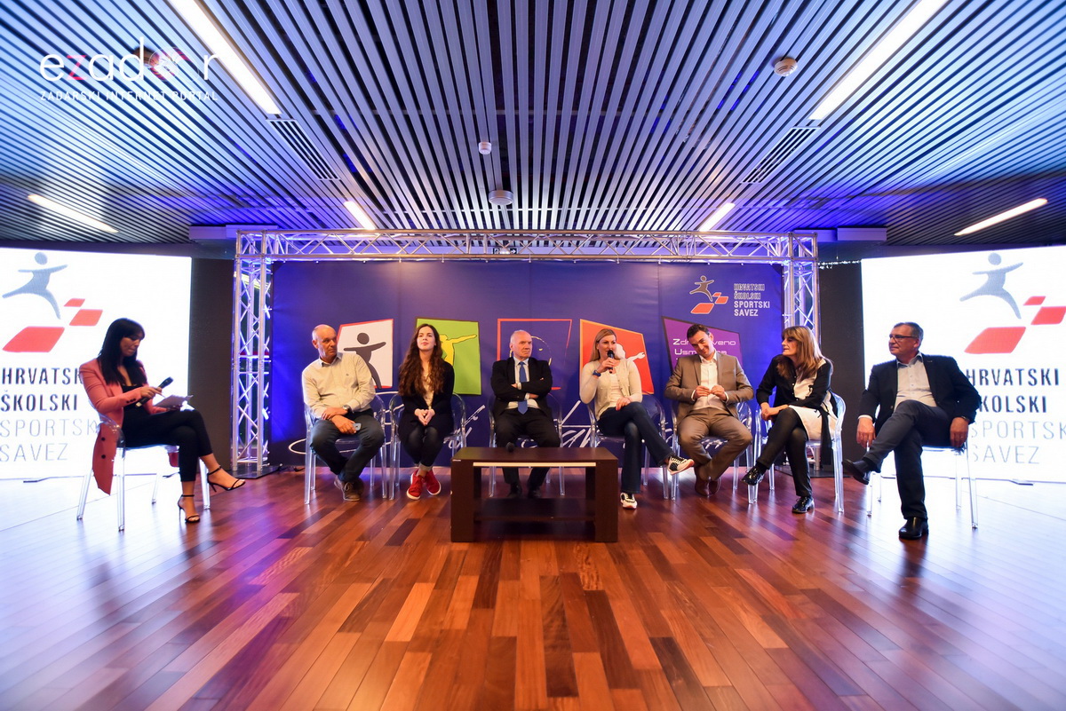 Na Višnjiku održana javna radionica “Zdravstveno usmjerena tjelesna aktivnost učenika” (ZUTA) Na Višnjiku održana javna radionica “Zdravstveno usmjerena tjelesna aktivnost učenika” (ZUTA)