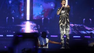 Image 379351 (auto) Image 379351 (auto)