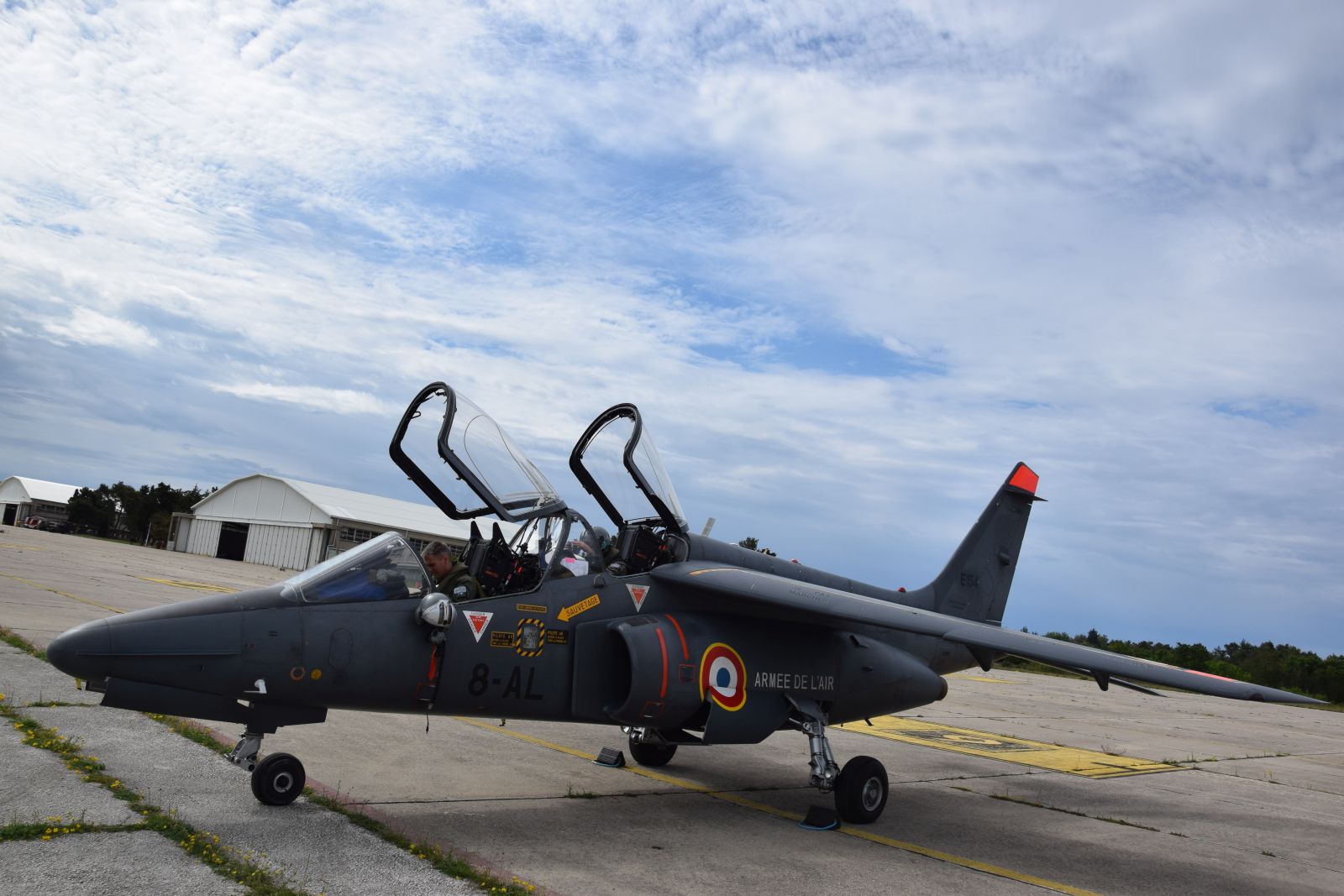 Tri francuska vojna aviona Dassault Alphajet u posjeti bazi Zemunik