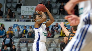 A-1 liga za prvaka, 4. kolo: KK Zadar – GKK Šibenik 101-64, Foto: Kristijan Orlić A-1 liga za prvaka, 4. kolo: KK Zadar – GKK Šibenik 101-64, Foto: Kristijan Orlić