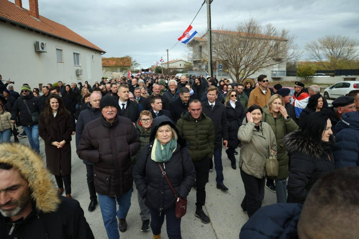 Škabrnja: 34. obljetnica stradanja u Domovinskom ratu