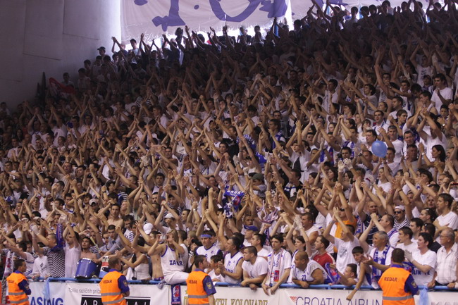 Jazine i Tornado: Prvaci za sva vremena!