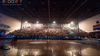 Humanitarno gledanje utakmice Zadar-Cibona u Jazinama Humanitarno gledanje utakmice Zadar-Cibona u Jazinama