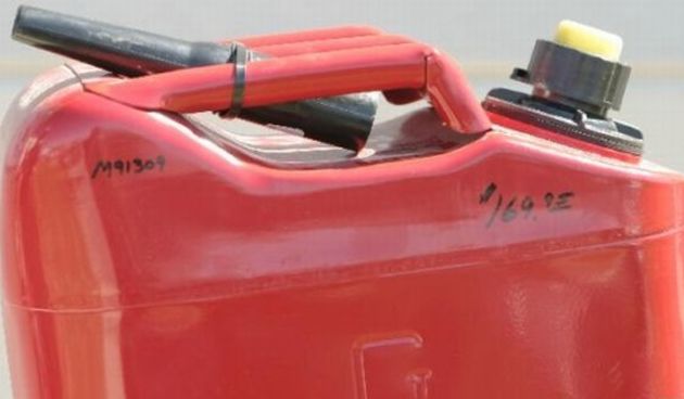 Benzin kanistar (Foto: Index.hr)