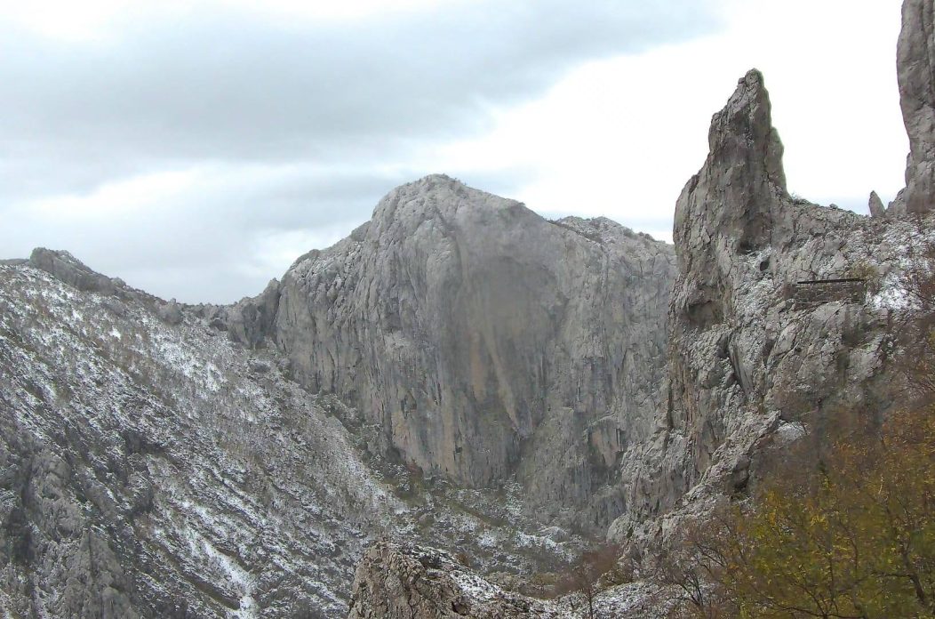 NP Paklenica, manita pec, spilja