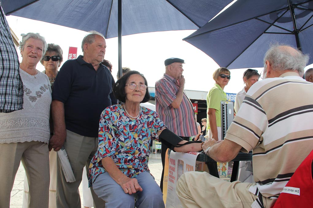 Nacionalna društva Crvenog križa diljem svijeta, potaknuta inicijativom Međunarodne federacije društava Crvenog križa i Crvenog polumjeseca (IFRC), obilježila su i ove godine Svjetski dan prve pomoći. Ovo je bila još jedna prilika da se ukaže na važnost p Nacionalna društva Crvenog križa diljem svijeta, potaknuta inicijativom Međunarodne federacije društava Crvenog križa i Crvenog polumjeseca (IFRC), obilježila su i ove godine Svjetski dan prve pomoći. Ovo je bila još jedna prilika da se ukaže na važnost p