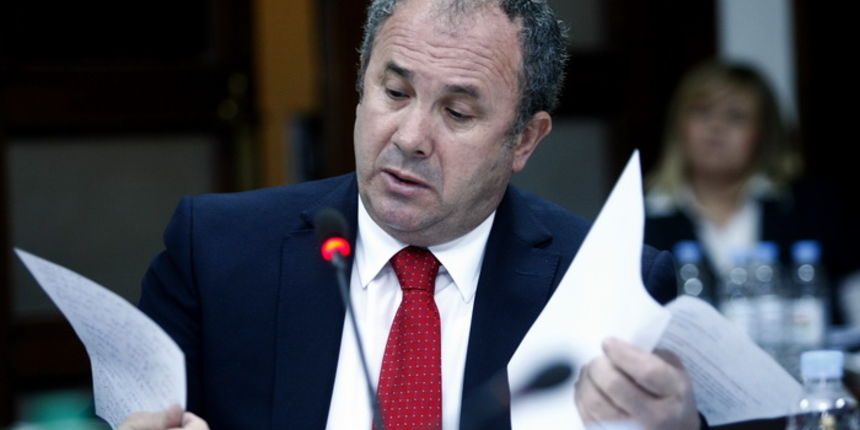 Split, 140311.
Sjednica gradskog vijeca.
Na fotografiji: gradonacelnik Zeljko Kerum.
Foto:Duje Klaric / CROPIX