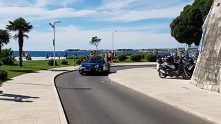 Pink Wing, jedinstvena gastro-turistička karavana luksuznih automobila gostovala je u Zadru na Pozdravu suncu. Foto: Mladen Malik