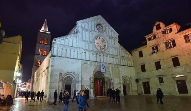 Svečana misa polnoćka u katedrali svete Stošije. Foto: Dino Stanin/PIXSELL