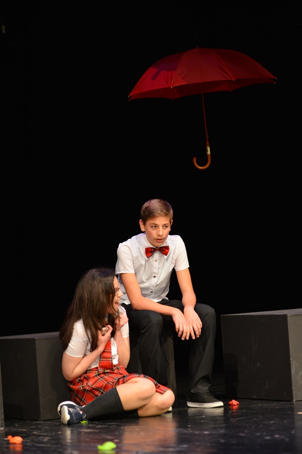 HNK Zadar: Premijera predstave “Tko i što brani”, Igrajmo se HNK Zadar: Premijera predstave “Tko i što brani”, Igrajmo se