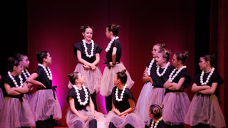 Igrajmo se: Zabranjeno mlađima od 15 strana A