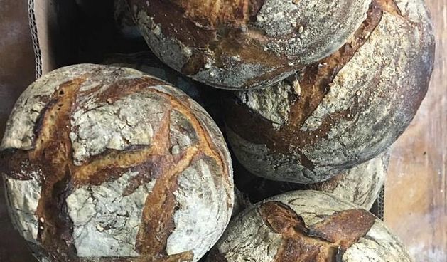 Kruh, raženi kruh, pekara, Kroštula