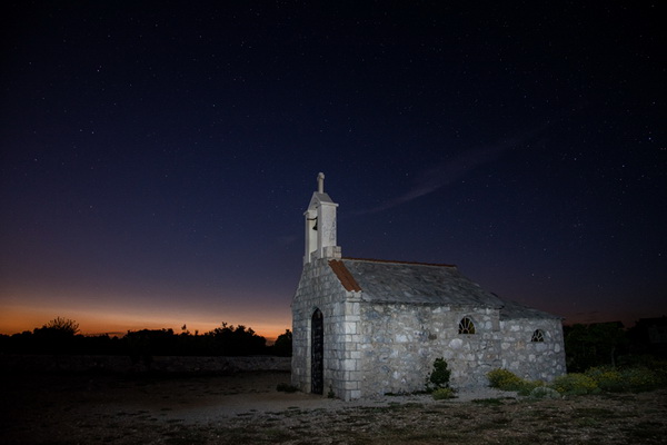 Prekrasan pogled na Mliječni put na noćnom nebu iznad Kamenjaka. Foto: Vinko Pešić Prekrasan pogled na Mliječni put na noćnom nebu iznad Kamenjaka. Foto: Vinko Pešić
